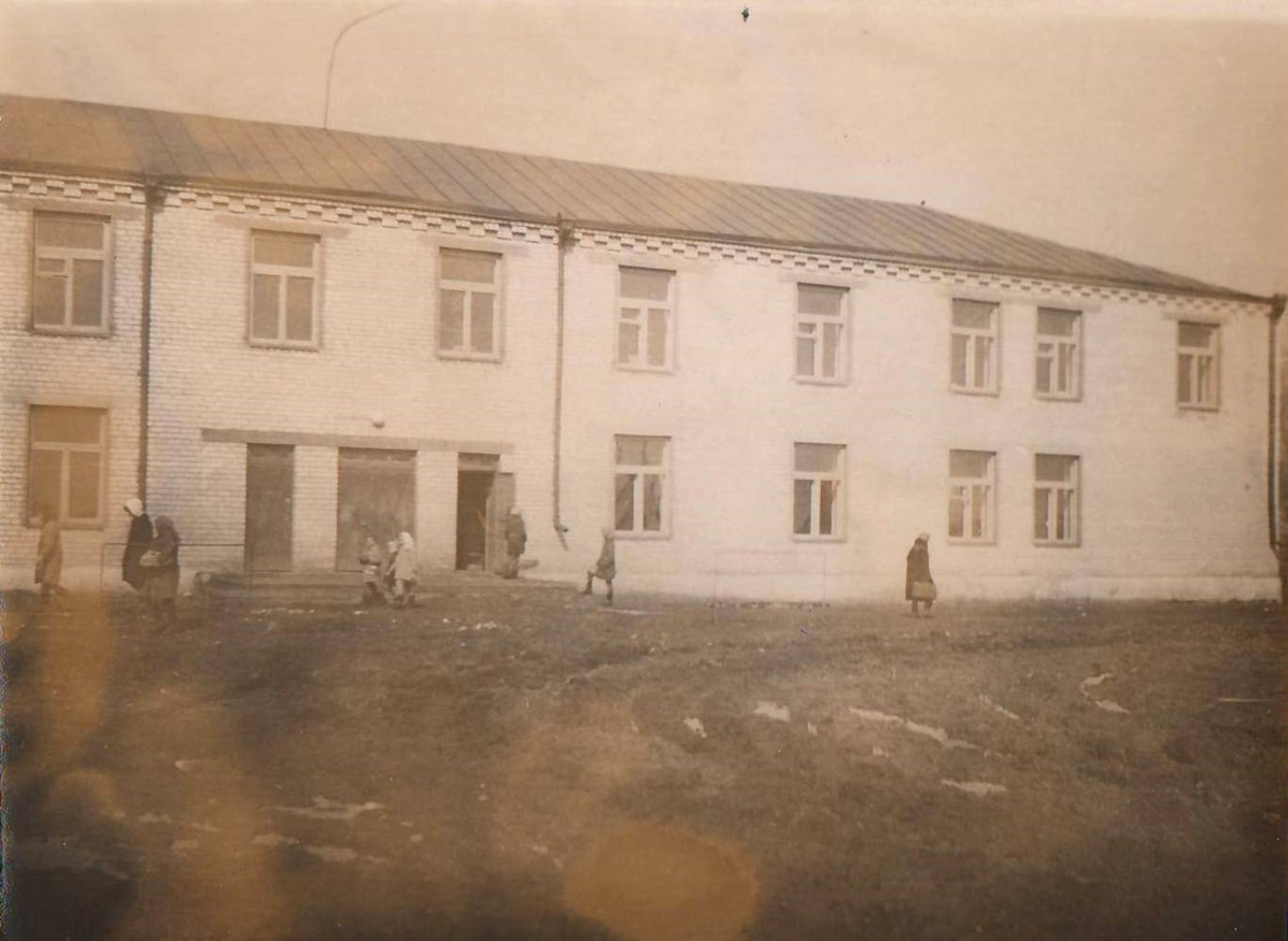 Вид школы 1969 год